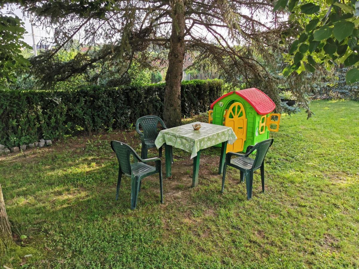 Apartments Domacinstvo Nikolic Valjevo Exterior foto