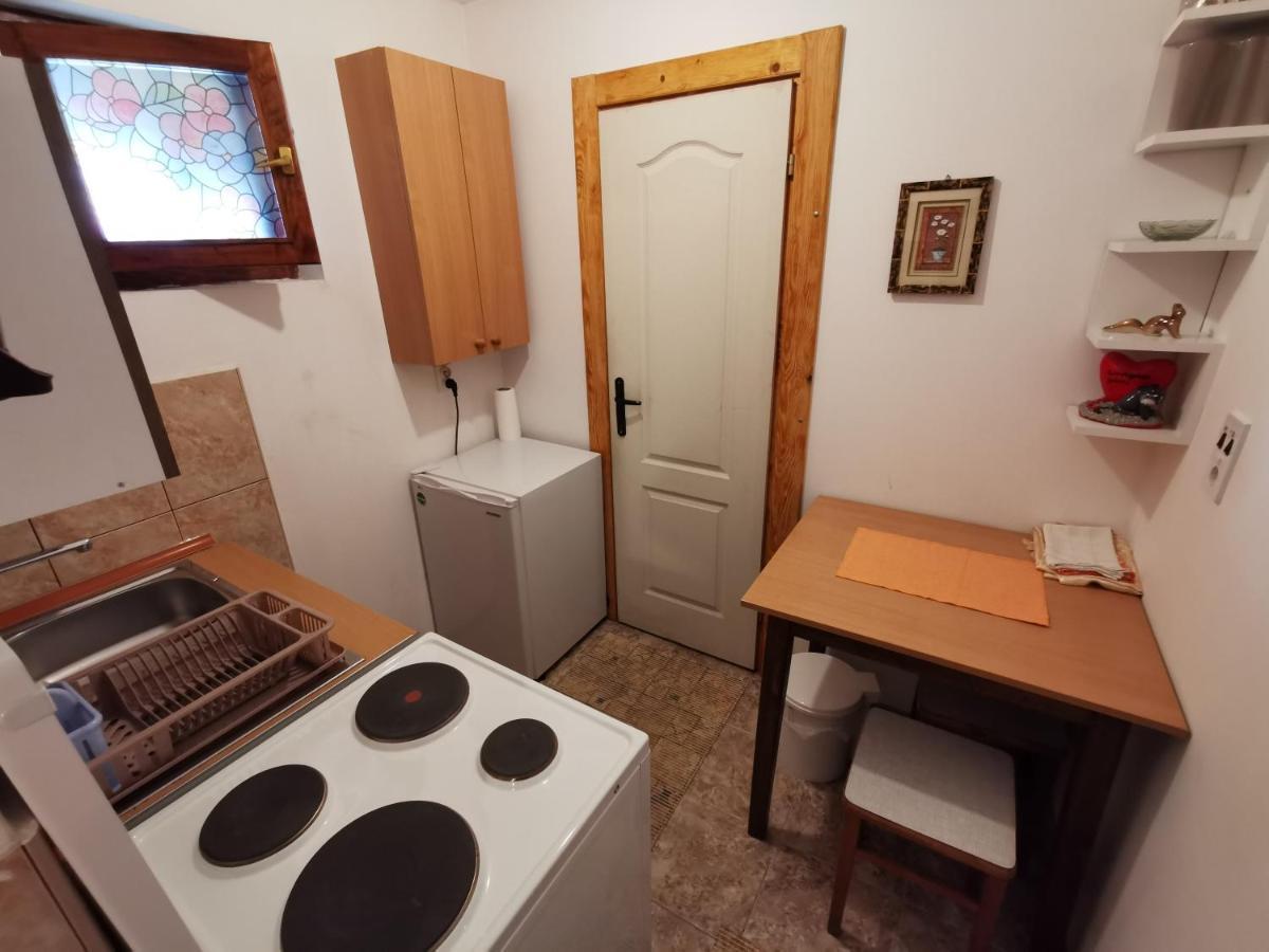 Apartments Domacinstvo Nikolic Valjevo Exterior foto